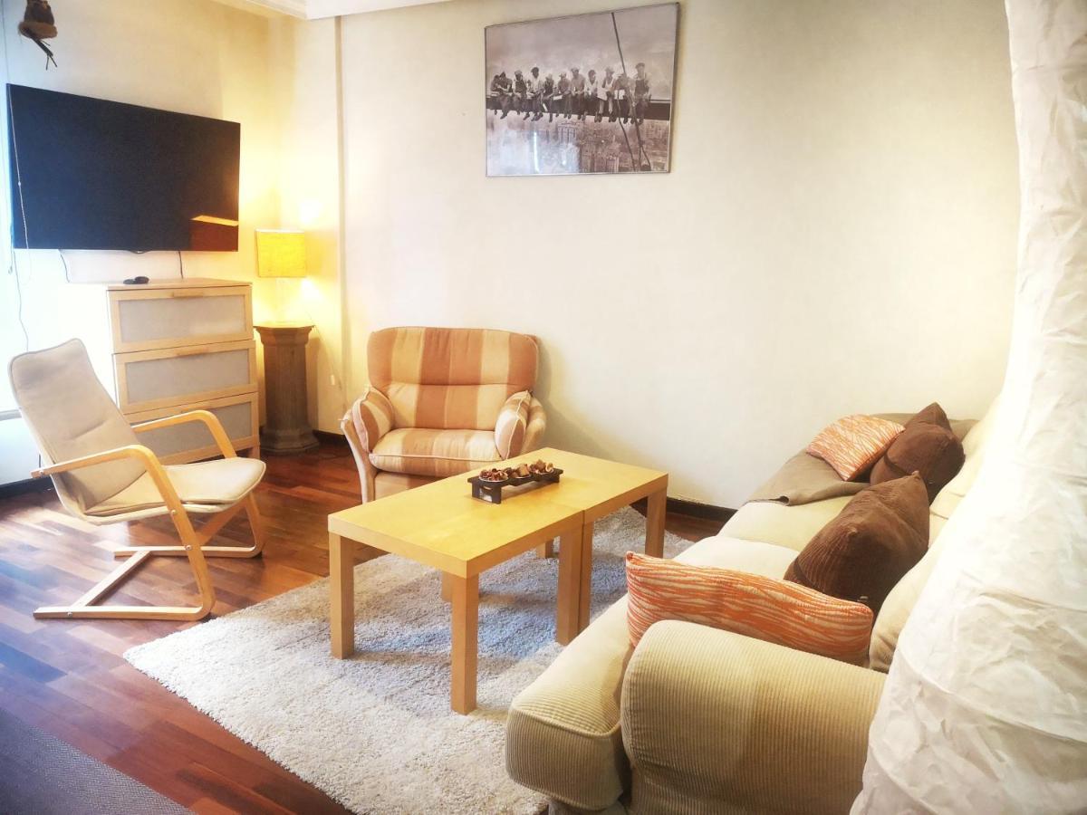 Apartamento Arte, Centro Oviedo, Wiffi, Parking Buitenkant foto
