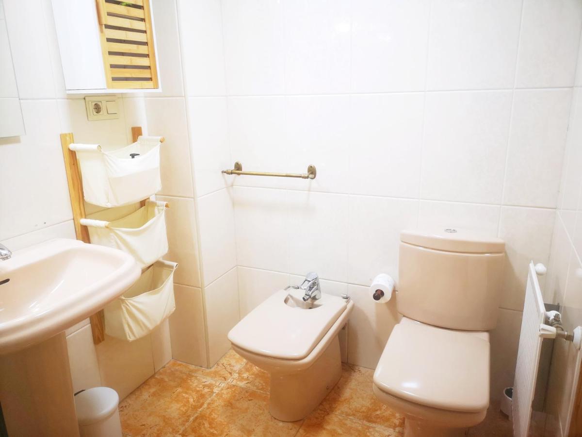 Apartamento Arte, Centro Oviedo, Wiffi, Parking Buitenkant foto